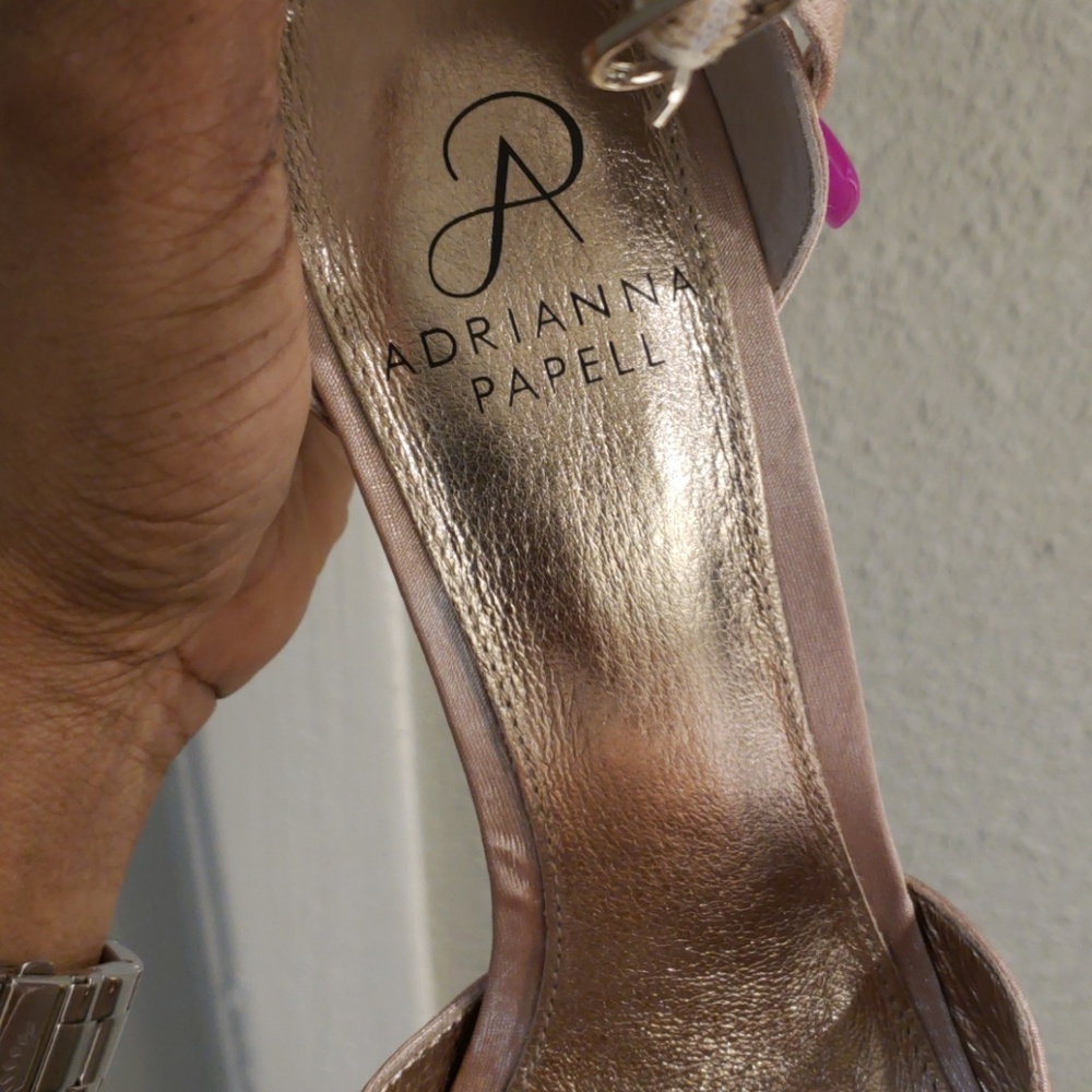 Shoe - Picture 4 of 4